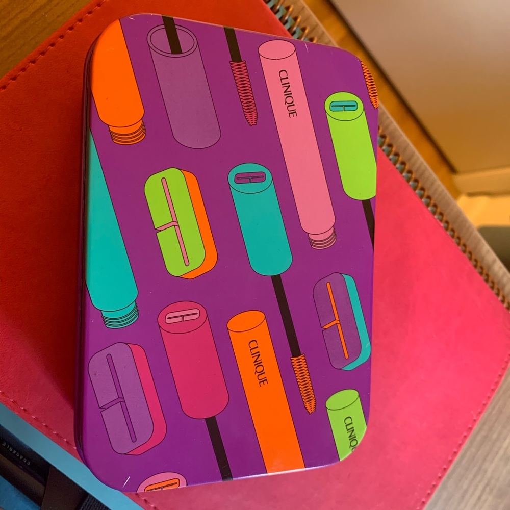 Clinique tin storage or decorative box